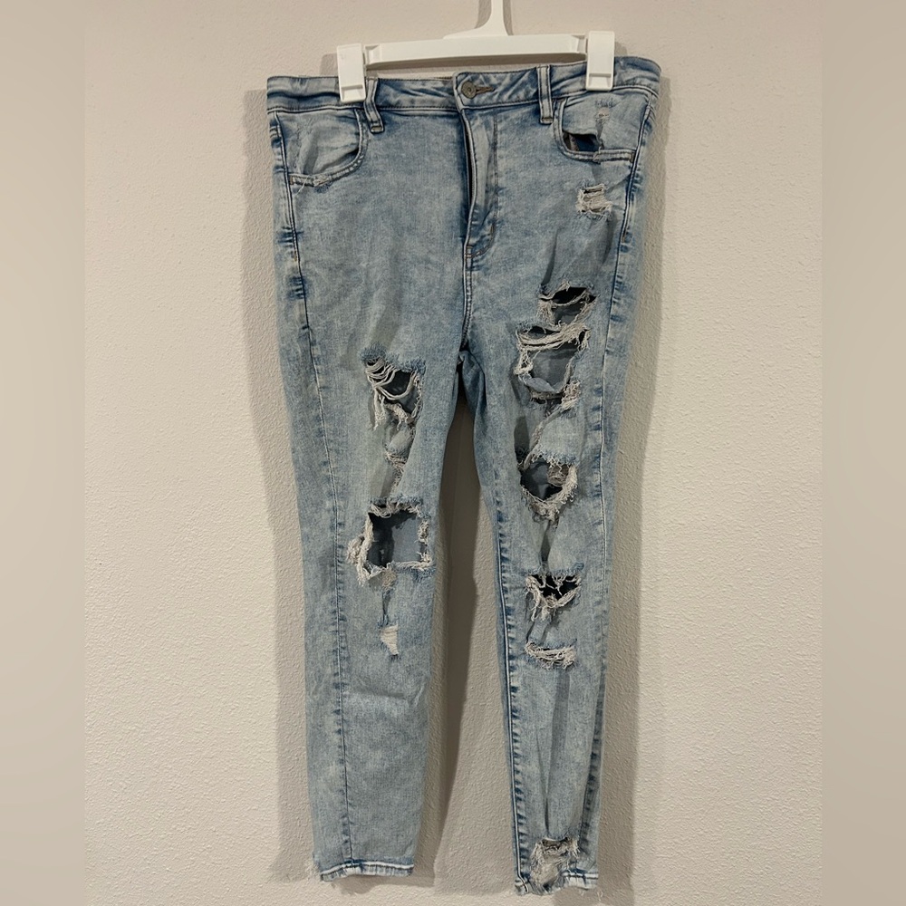 American Eagle distressed jeans